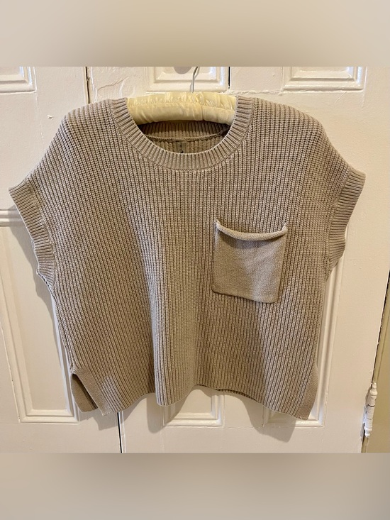 LOFT Sweaters - Loft Lou & Grey Knit Pocket Sweater in Taupe - Medium